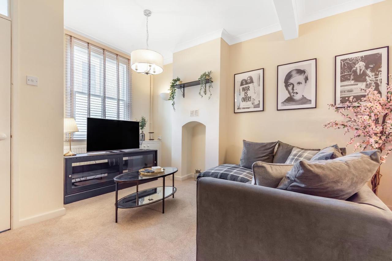Chester City Centre Cottage, Sleeps 6 With Free Parking Bagian luar foto