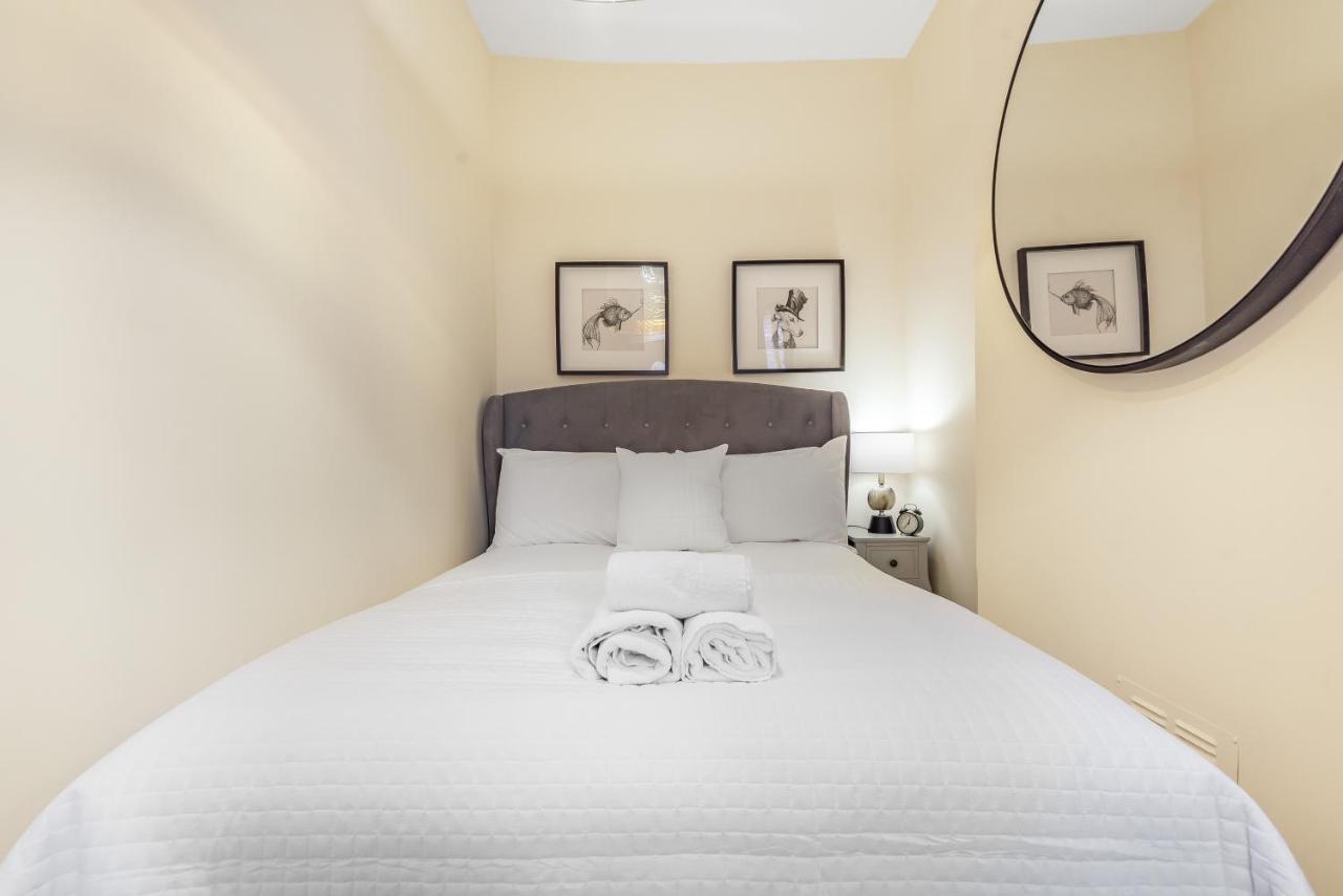 Chester City Centre Cottage, Sleeps 6 With Free Parking Bagian luar foto